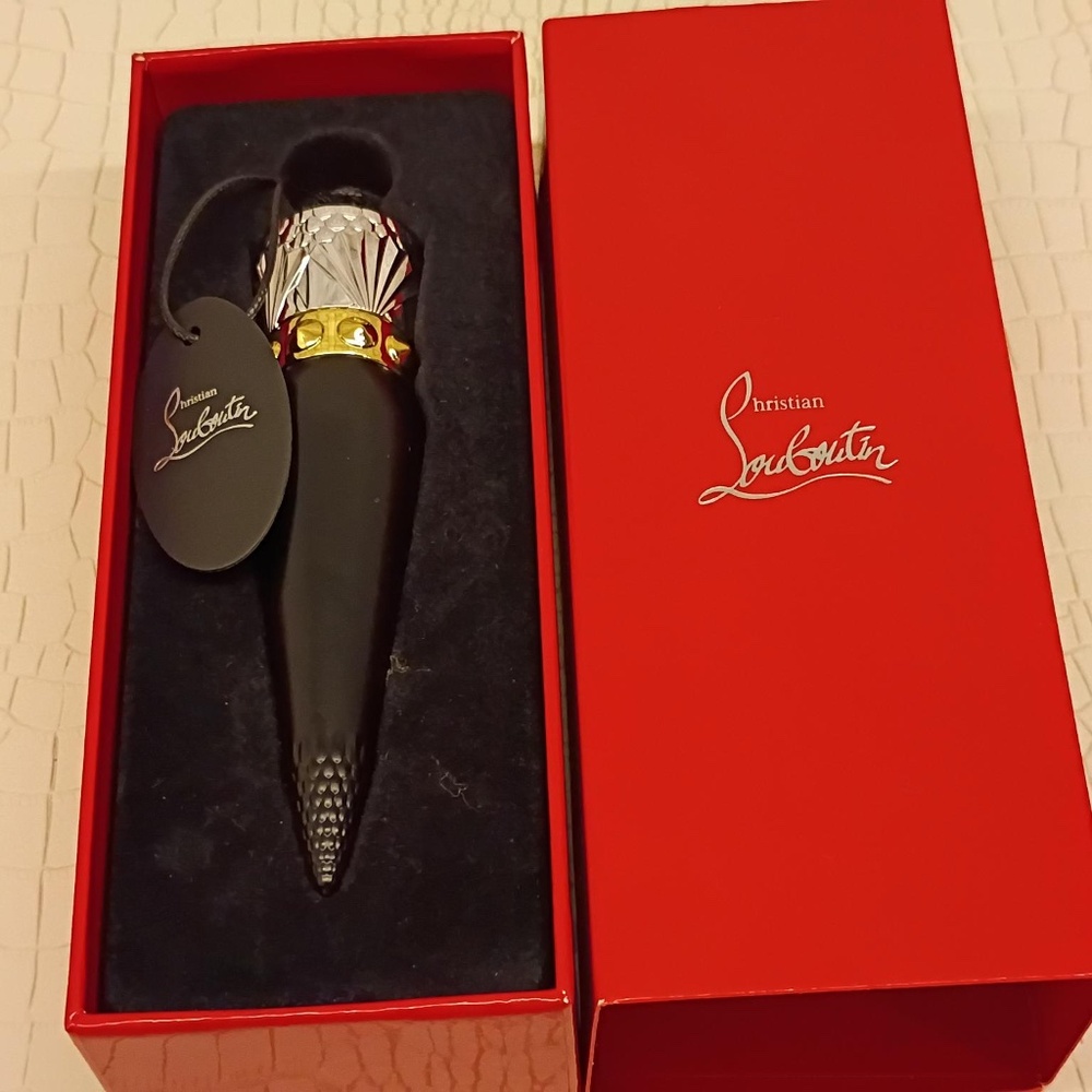 💋 ROUGE Louboutin Lipstick Velvet Matte *NEW IN BOX